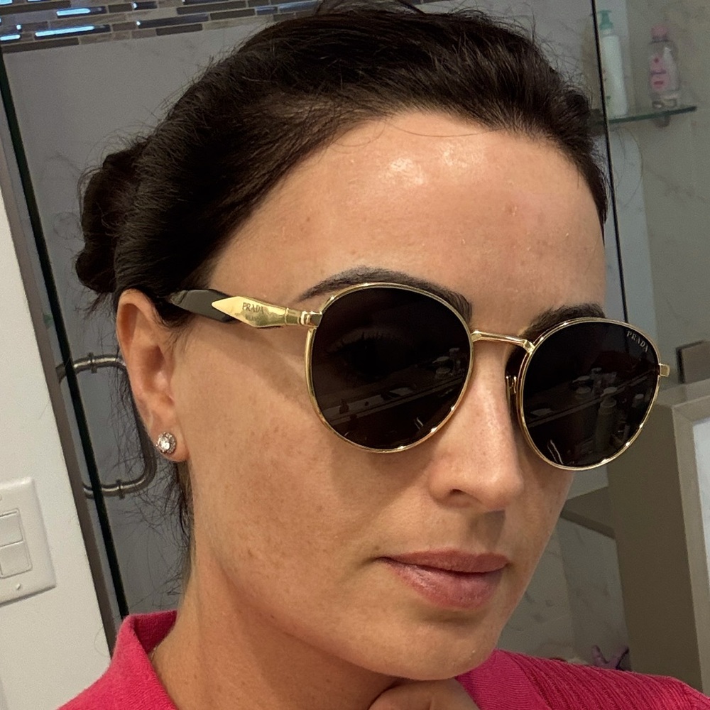 Gold and Black Round Sunglasses